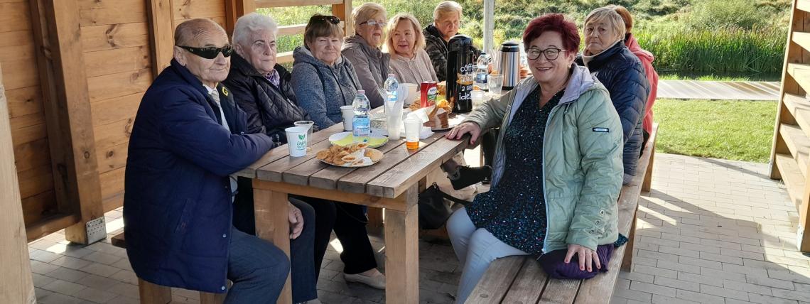 PIKNIK DLA SENIORÓW NA PRZYSTANI KAJAKOWEJ